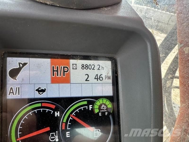 Hitachi ZX225USRLC-6 Bandgrävare