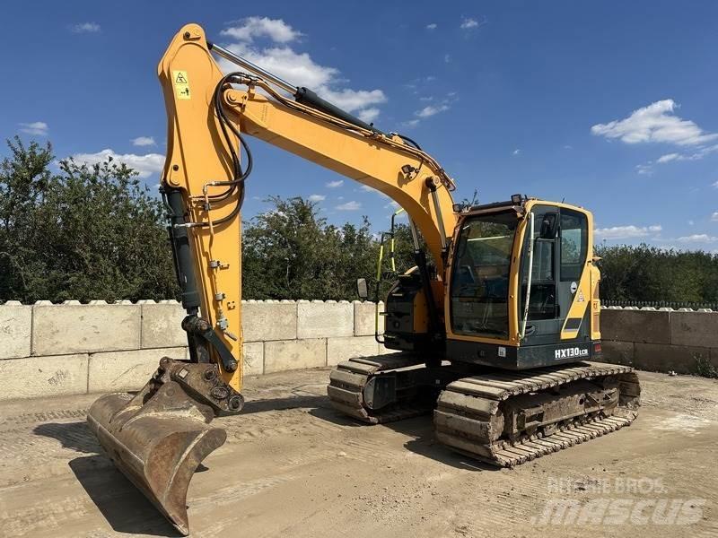 Hyundai HX130LCR Bandgrävare