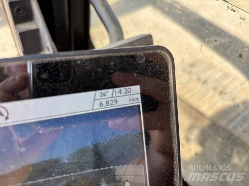 JCB 220X L 4F Bandgrävare