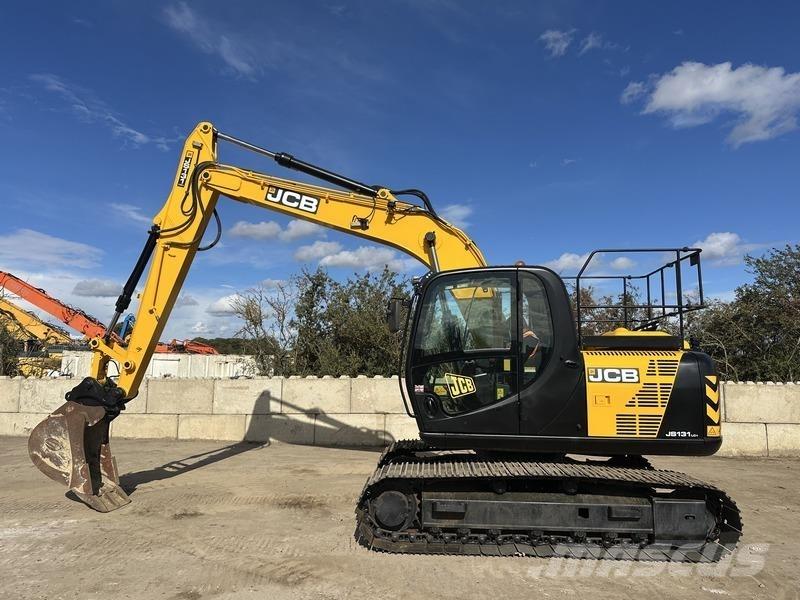 JCB JS131 LC Bandgrävare