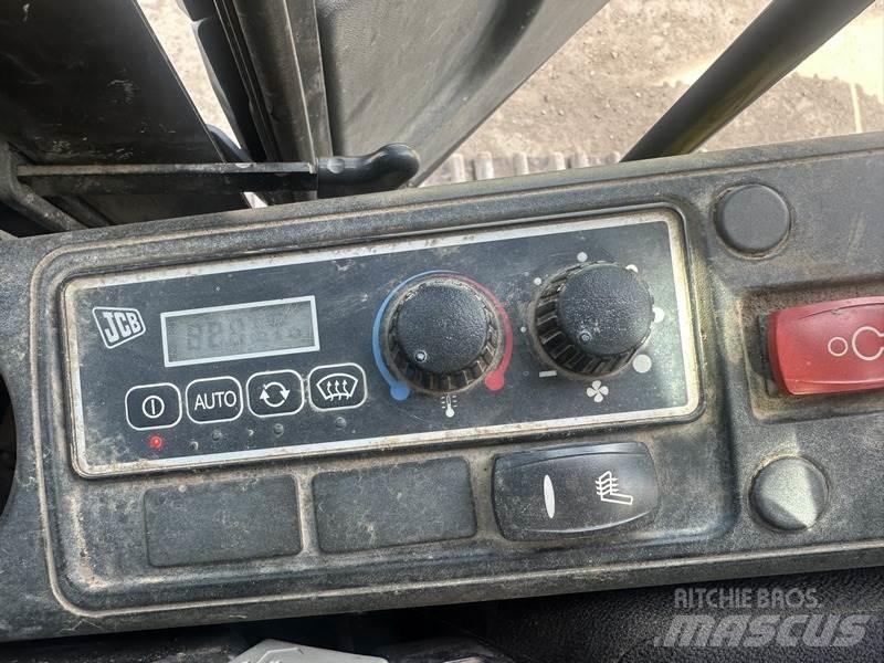 JCB JS220 LC Bandgrävare