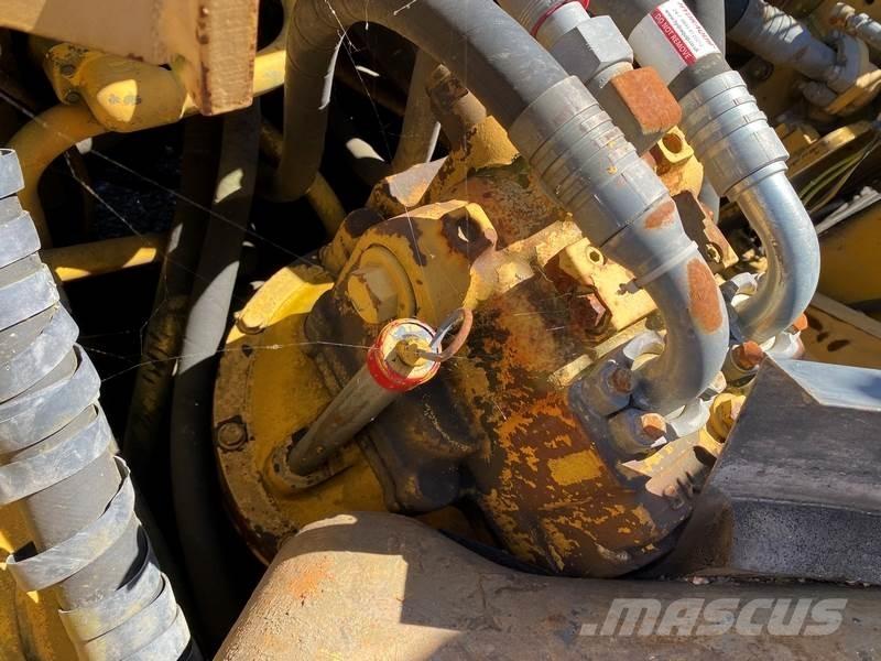 Komatsu PC450LC-8 Bandgrävare