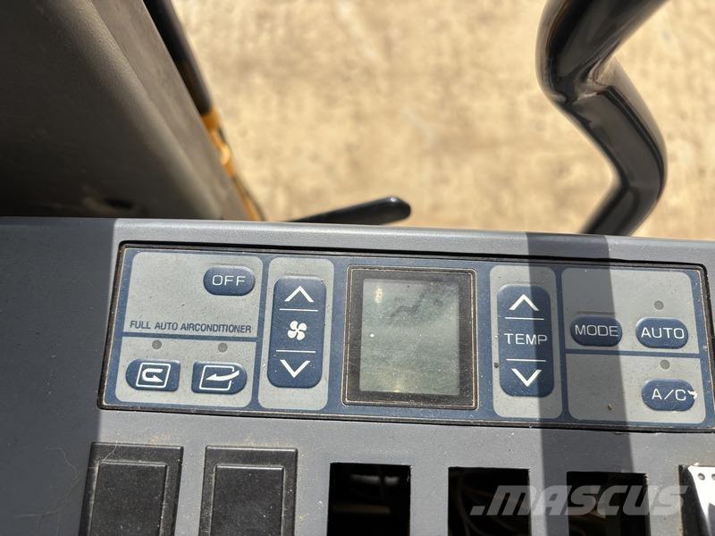 LiuGong CLG915E Bandgrävare