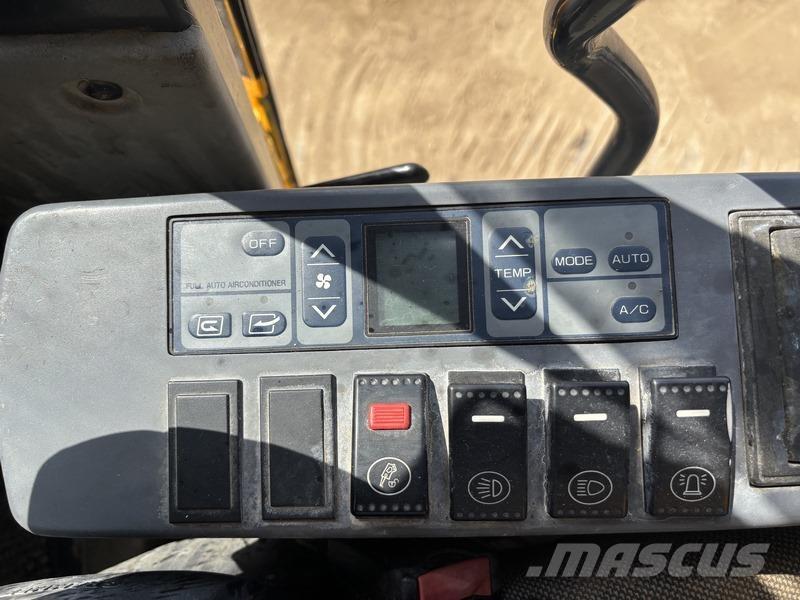 LiuGong CLG928E Bandgrävare