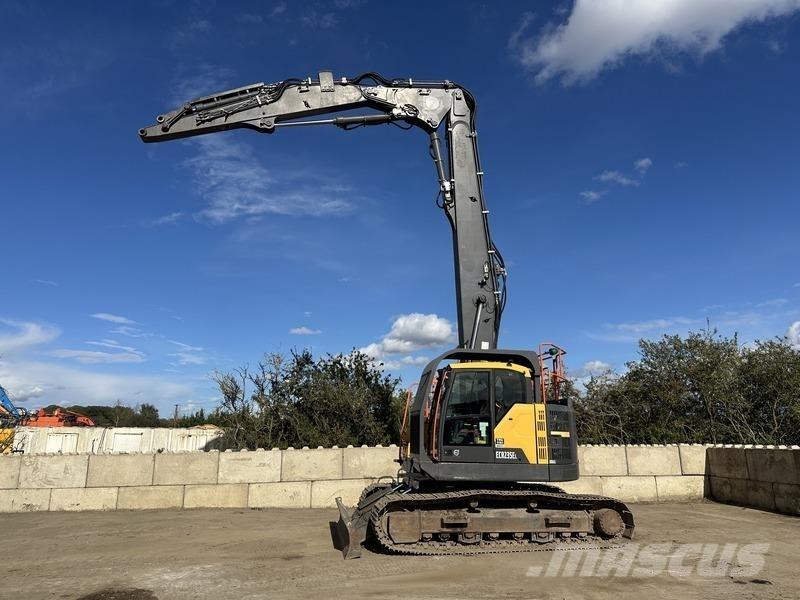 Volvo ECR235E HRD Rivningsgrävare