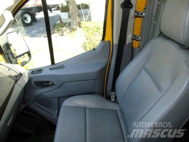 Ford TRANSIT 250 CAR Skåpbilar