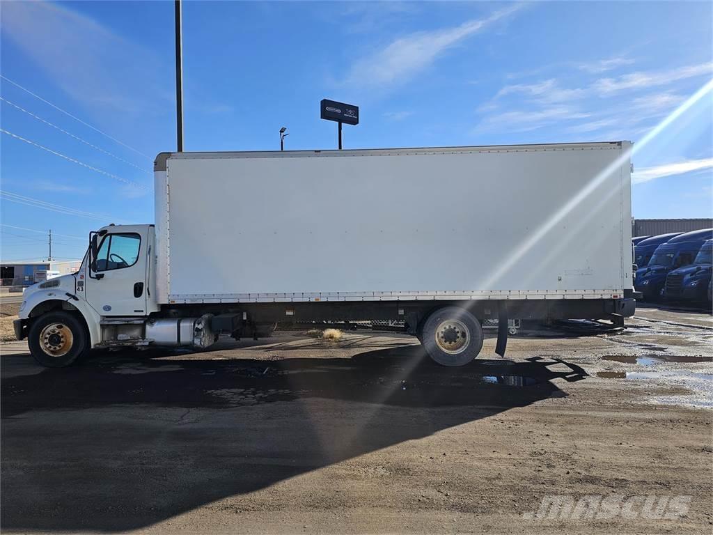 Freightliner M2 106 Dragbilar