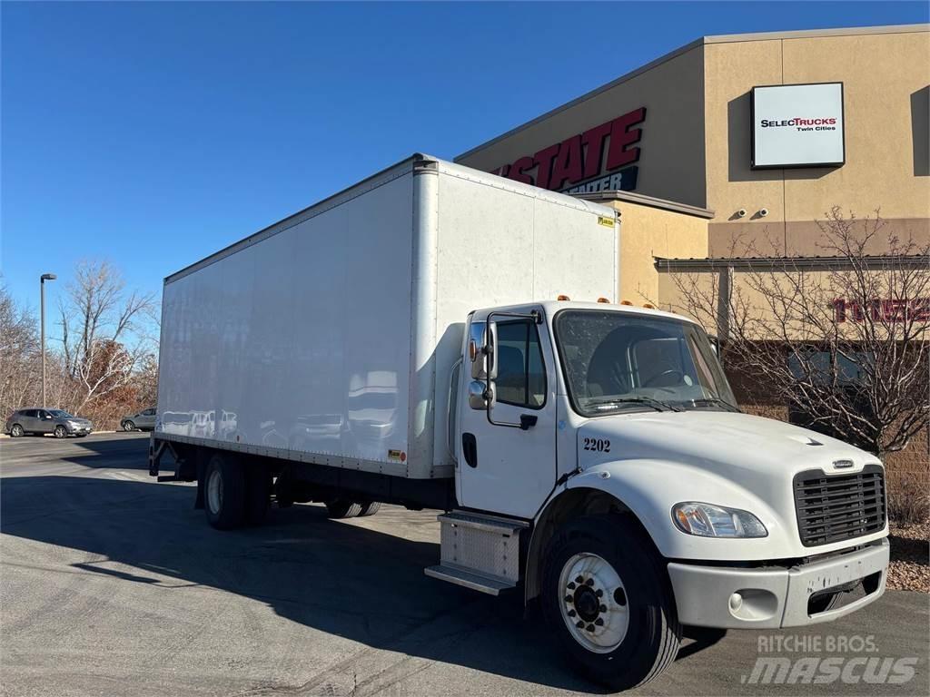 Freightliner M2 106 Skåpbilar