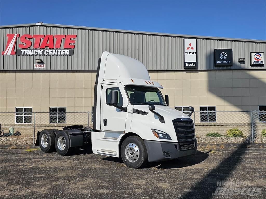 Freightliner PE116DC Dragbilar