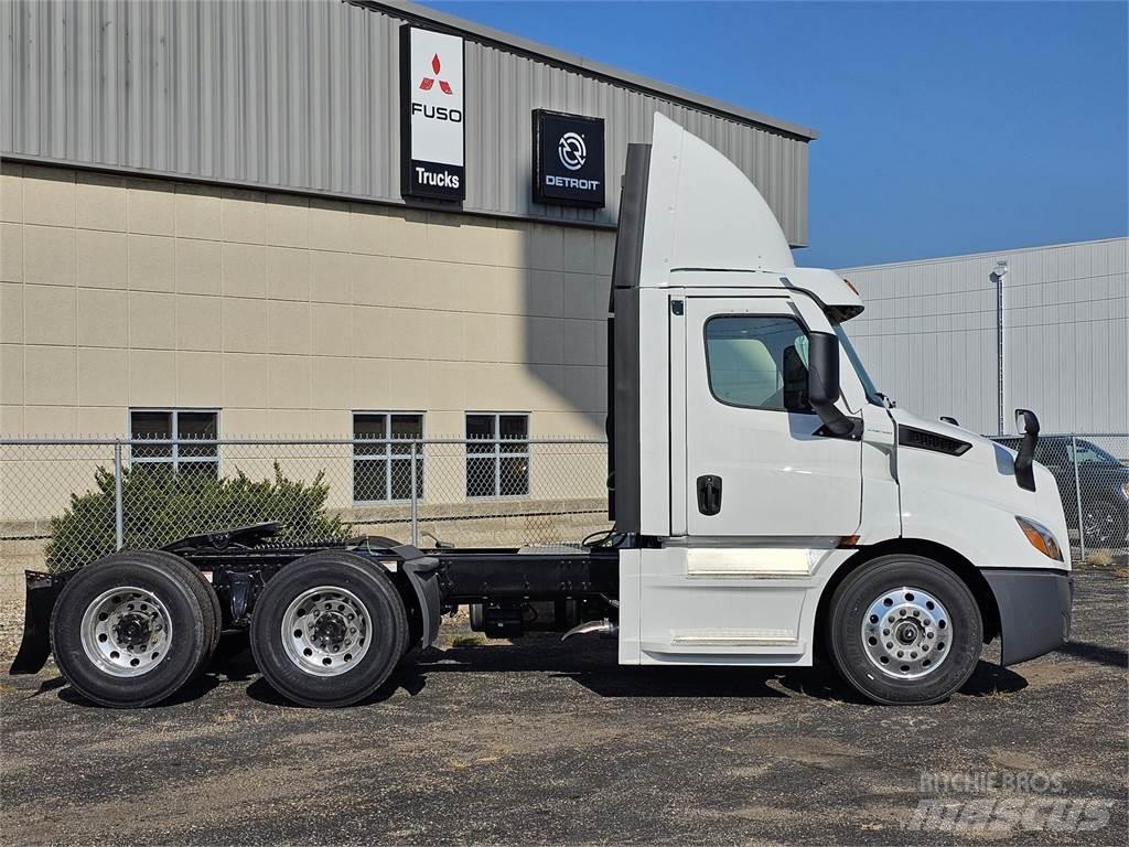 Freightliner PE116DC Dragbilar