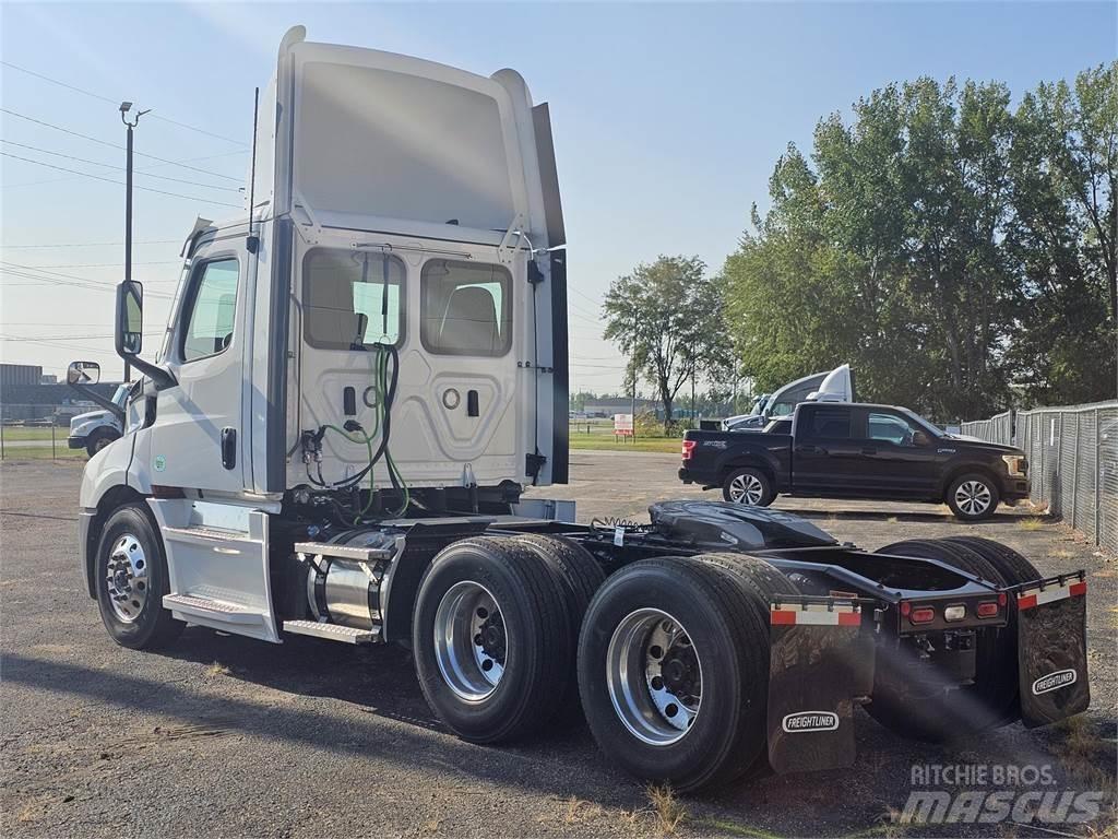 Freightliner PE116DC Dragbilar