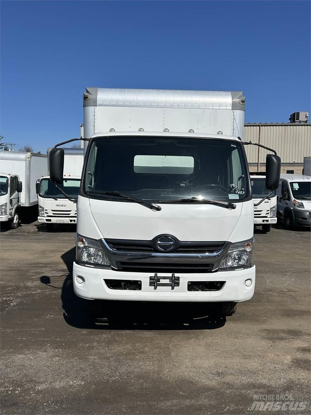 Hino 155 Skåpbilar