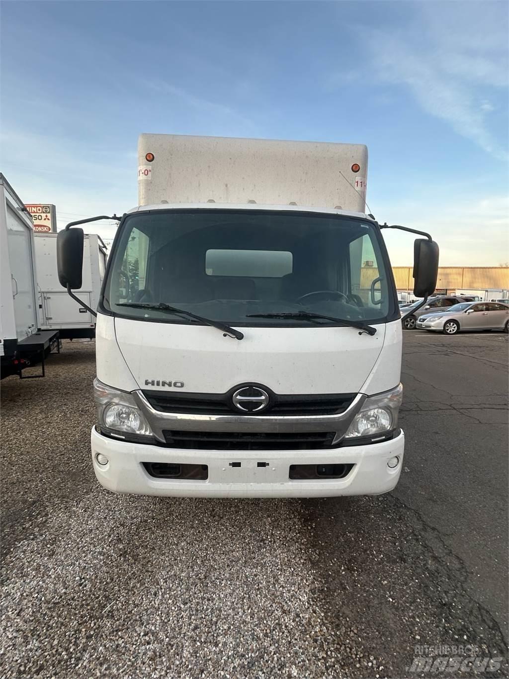 Hino 155 Skåpbilar