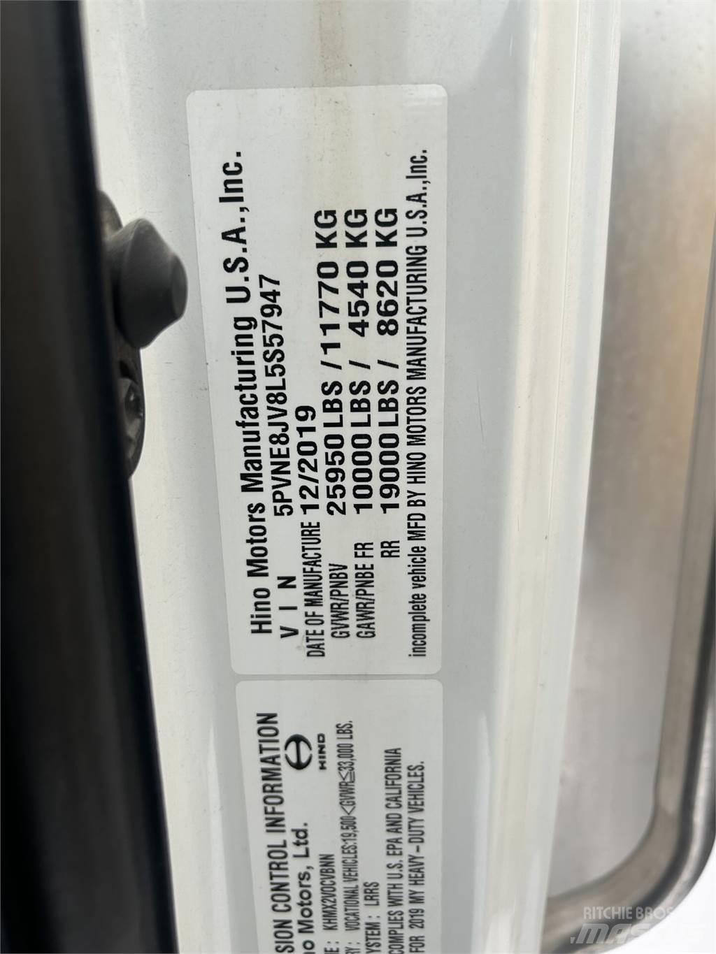 Hino 268 Skåpbilar