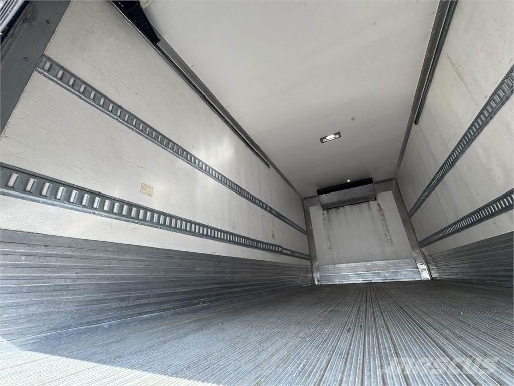 Hino 268 Skåpbilar