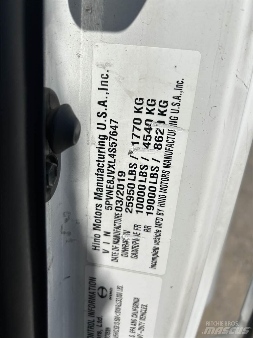 Hino 268 Skåpbilar