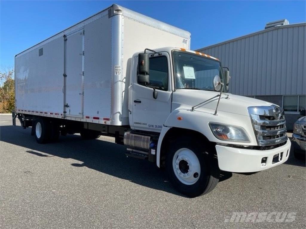 Hino 268A Skåpbilar
