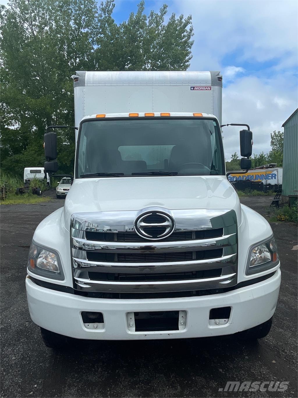 Hino 268A Skåpbilar