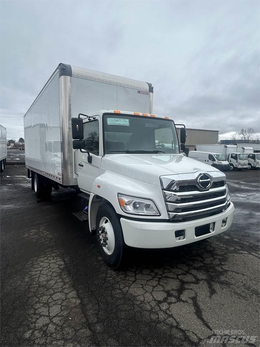 Hino L6 Skåpbilar