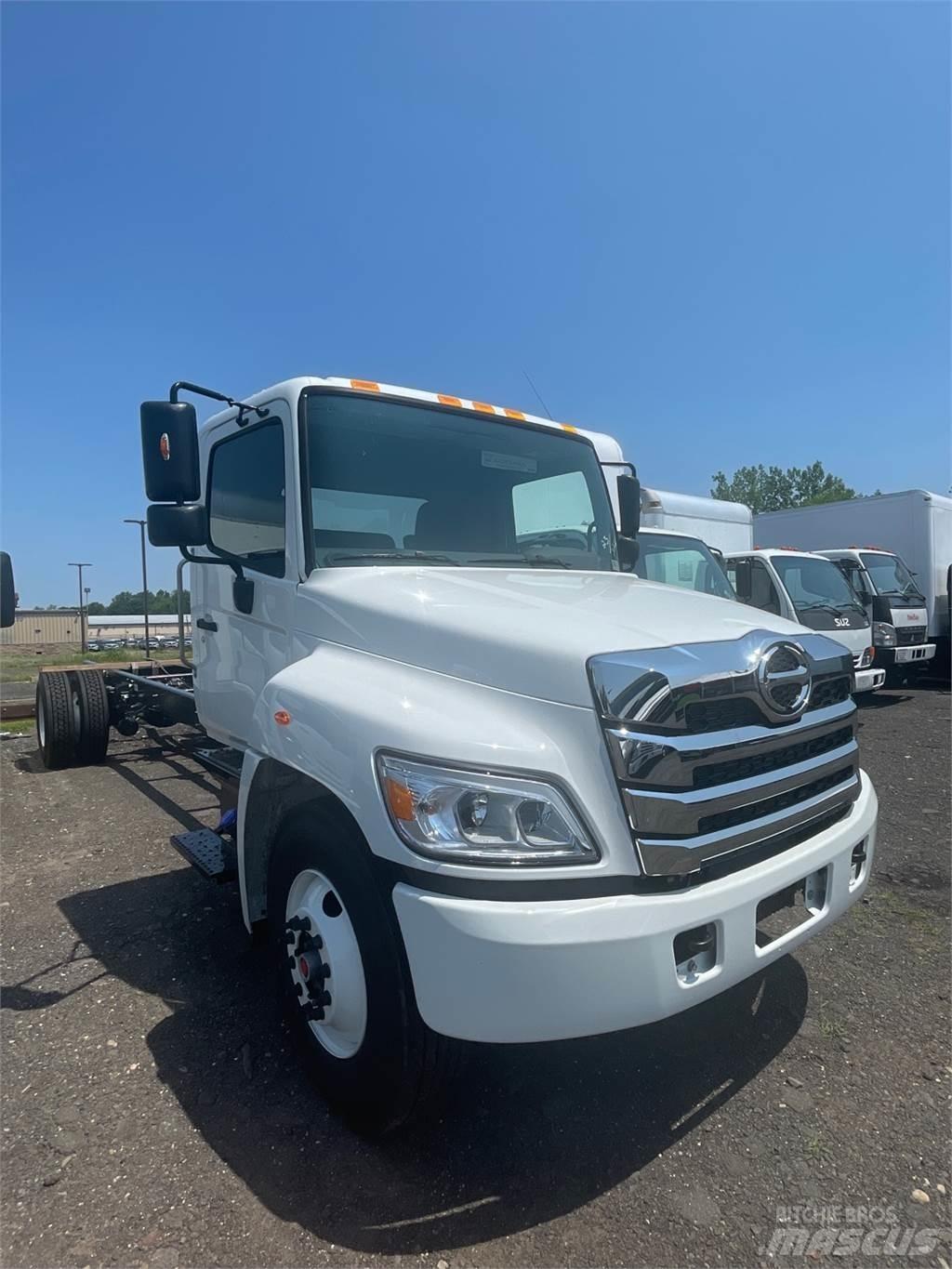 Hino L6 Chassier