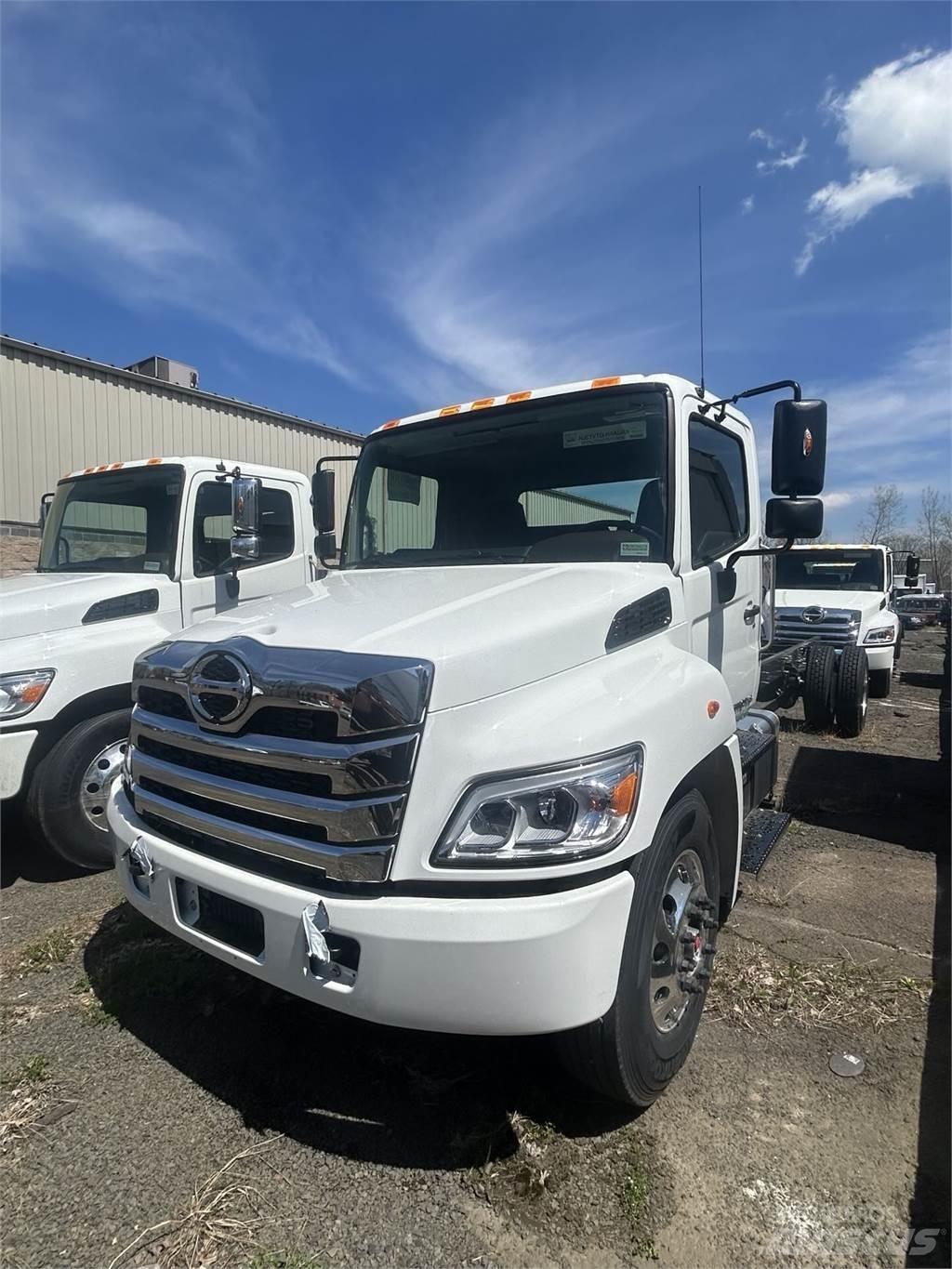 Hino L6 Chassier