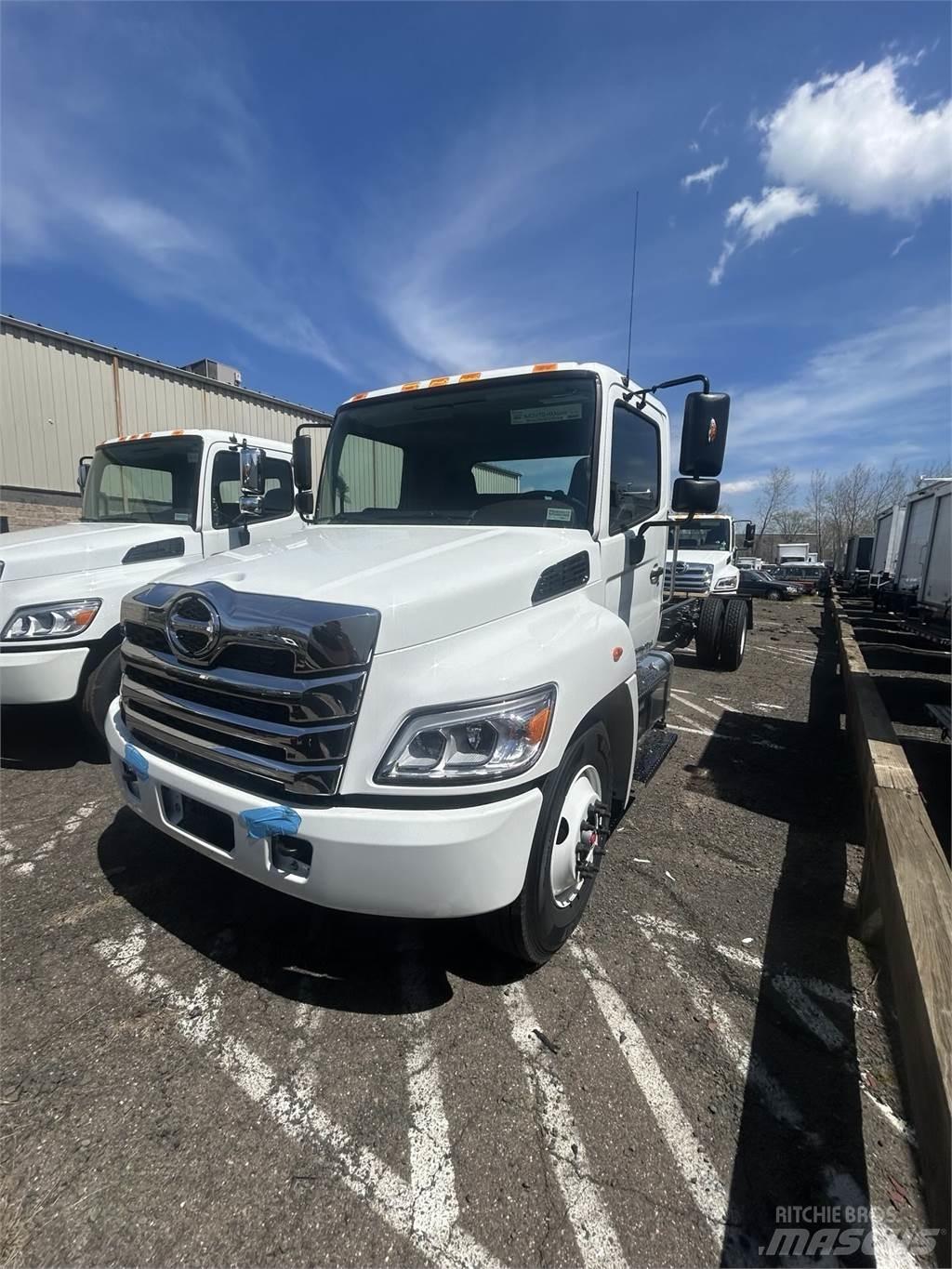 Hino L6 Chassier