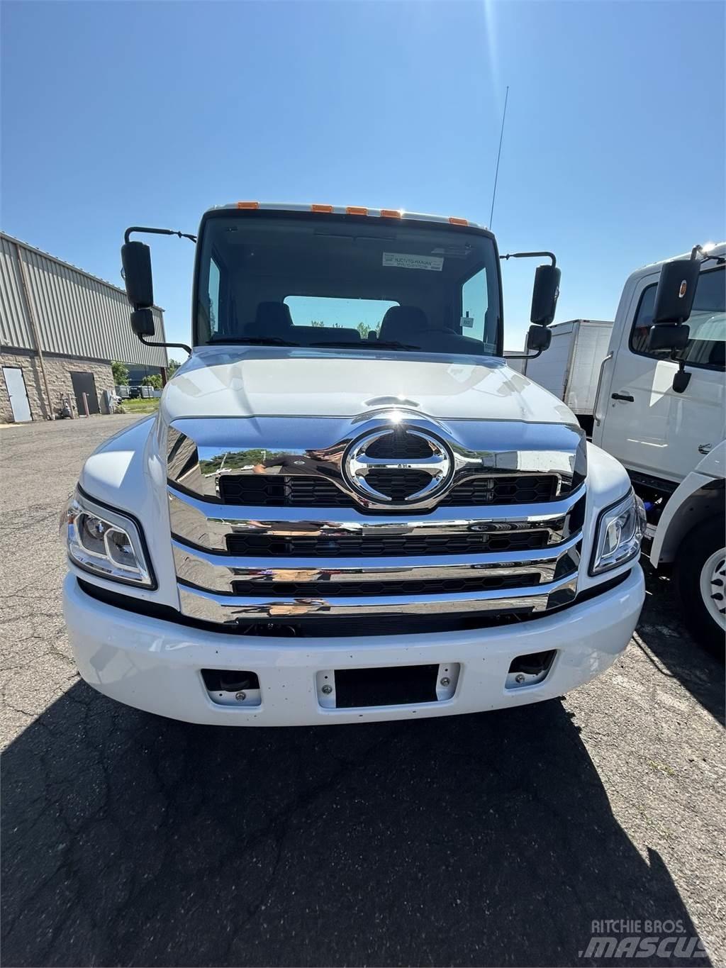 Hino L6 Chassier