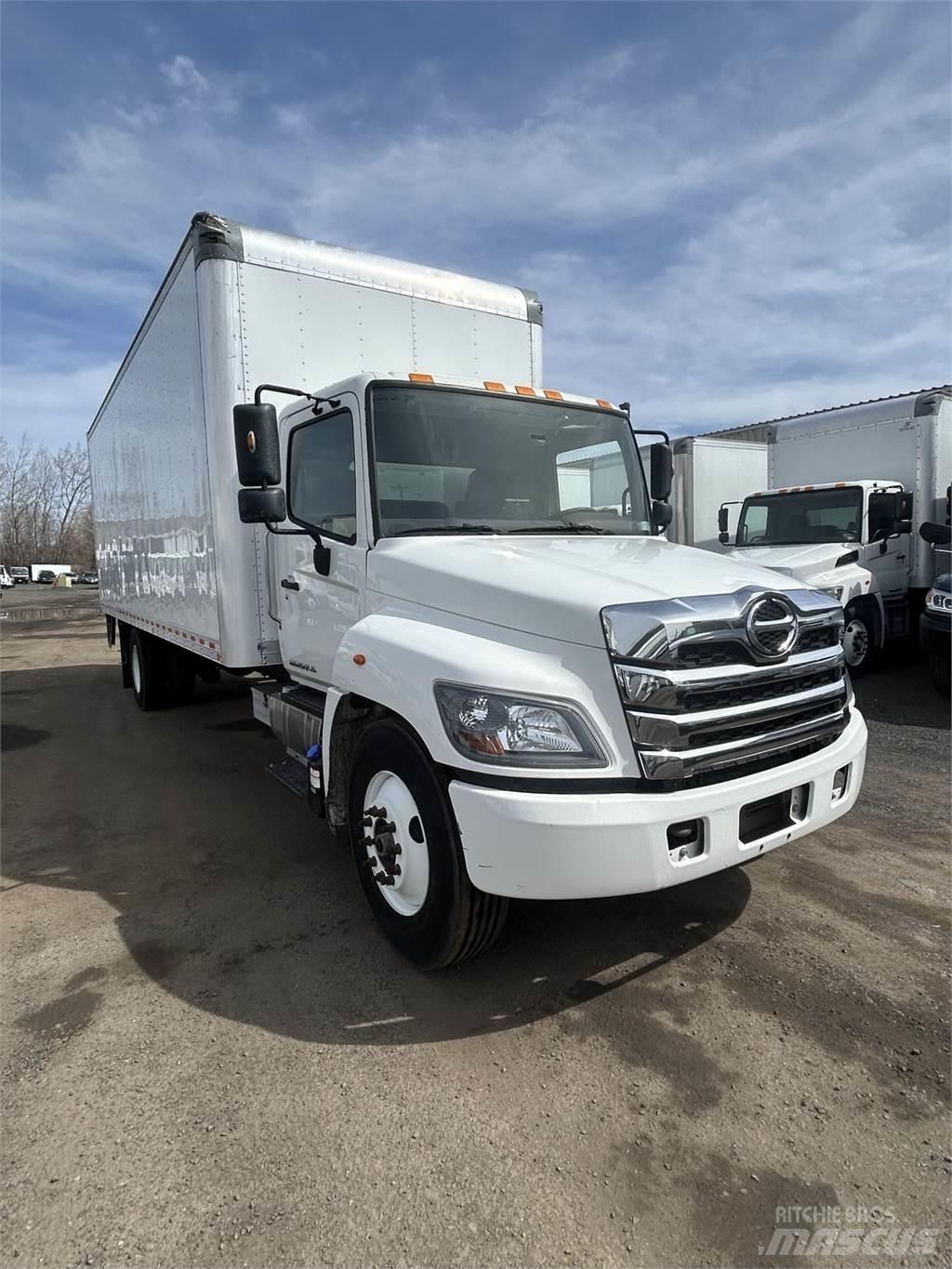 Hino L6 Skåpbilar