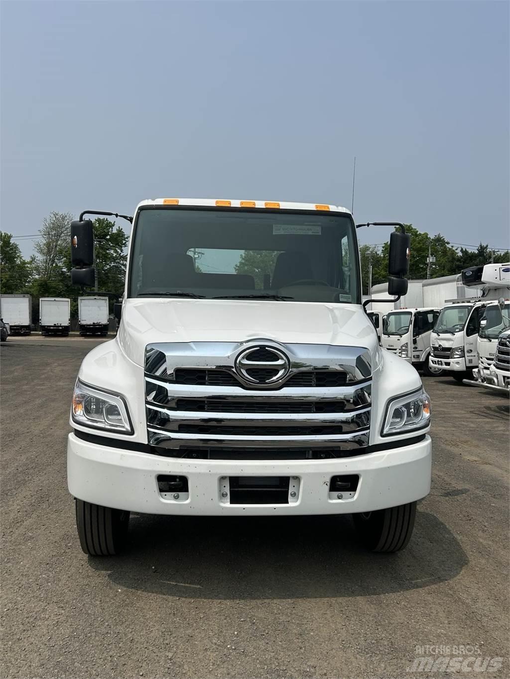 Hino L7 Chassier