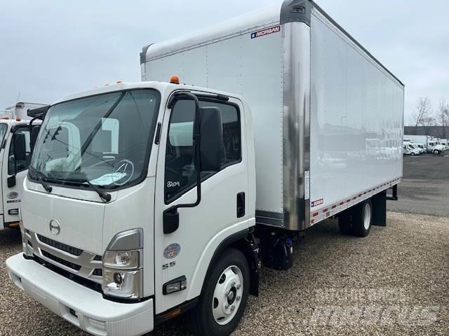 Hino S5 Skåpbilar