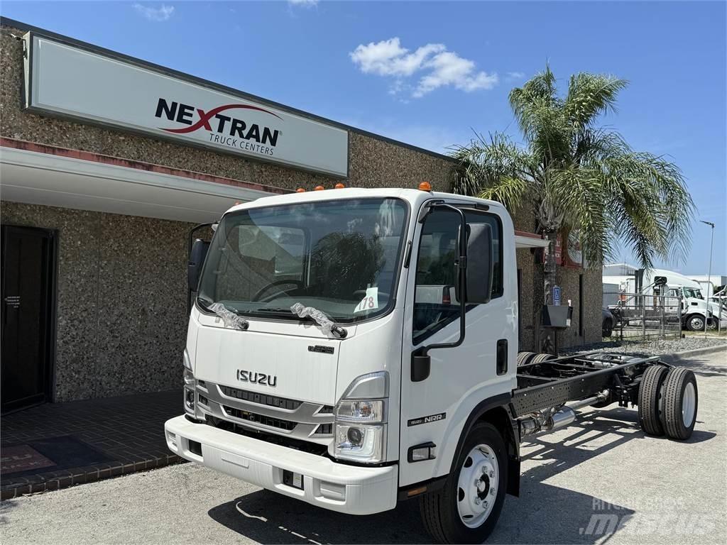 Isuzu NPR-1F404 Skåpbilar