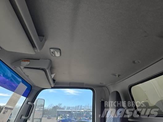 Isuzu NPR HD Skåpbilar