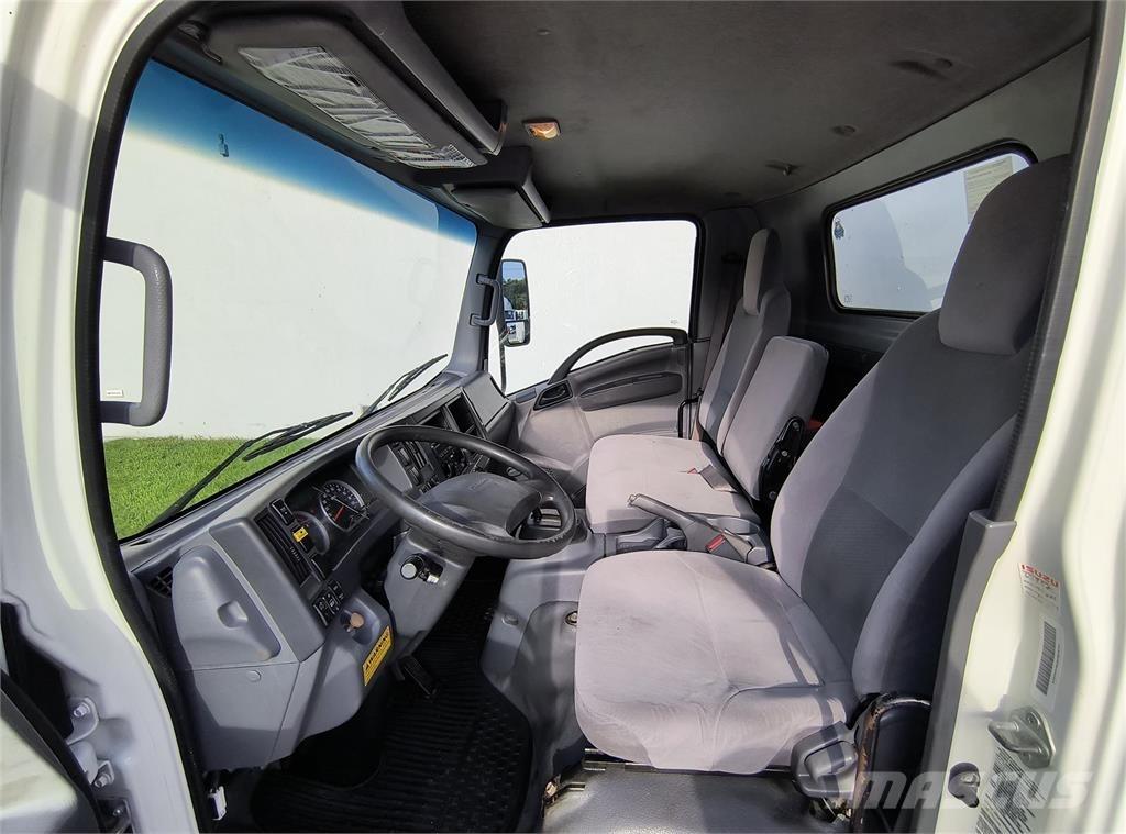 Isuzu NQR Skåpbilar