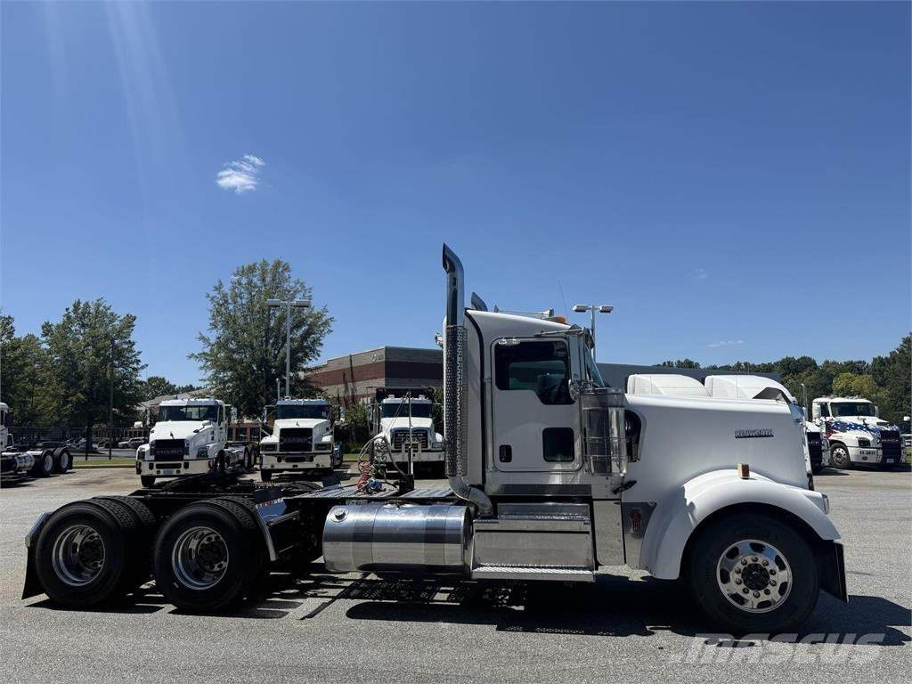 Kenworth W900 Dragbilar