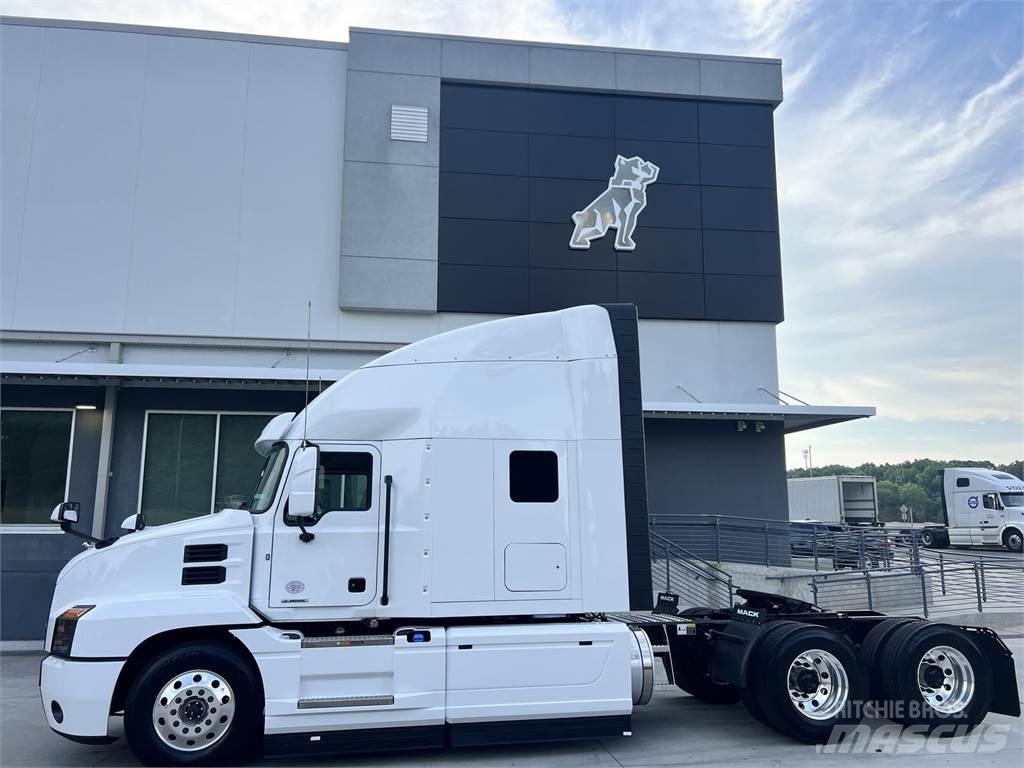 Mack AN64T Dragbilar