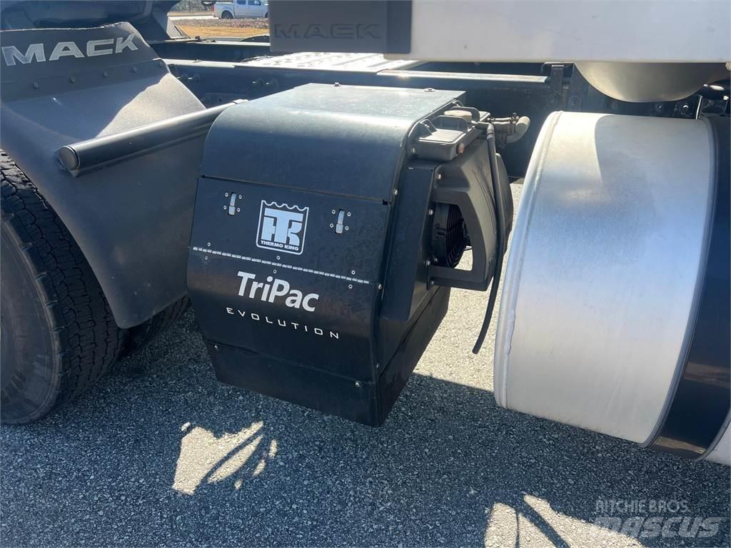 Mack AN64T Dragbilar