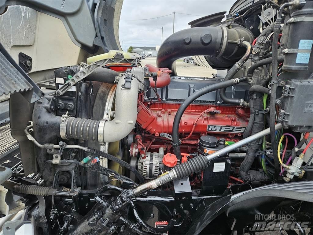 Mack AN64T Dragbilar