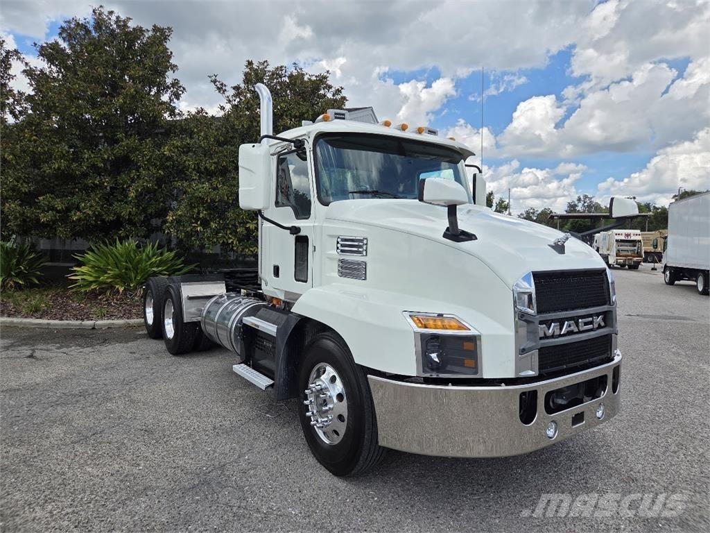 Mack AN64T Dragbilar