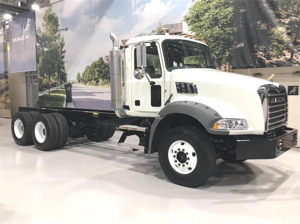 Mack GR64BX Tippbilar
