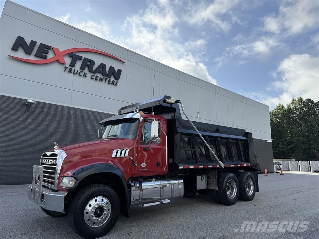 Mack GR64F Tippbilar