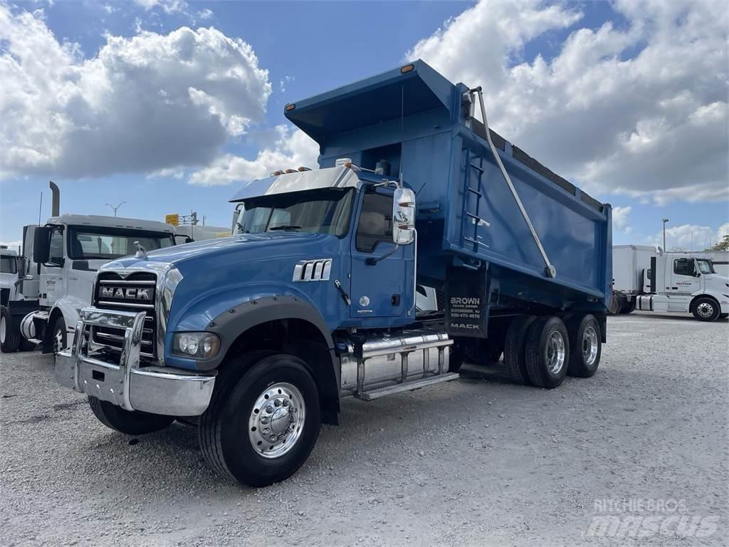 Mack GR64FR Tippbilar