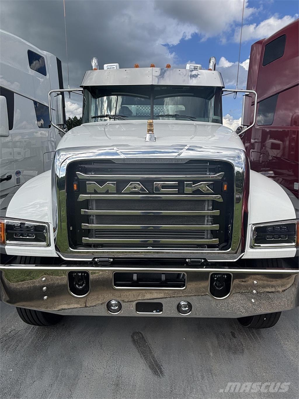 Mack GR64FT Dragbilar