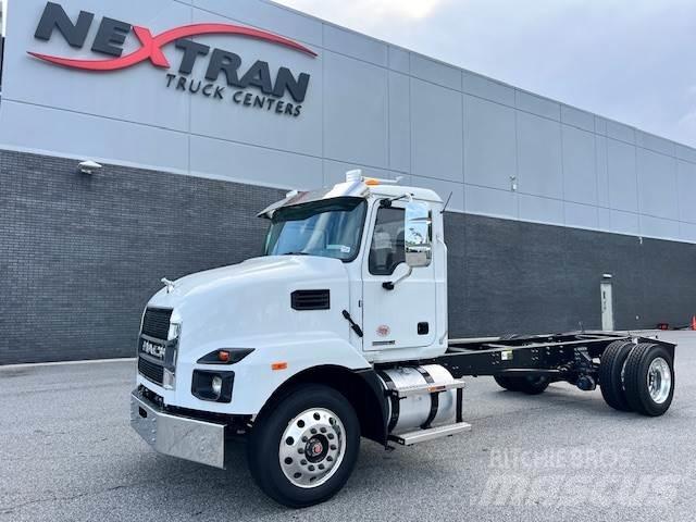 Mack MD6 42R Chassier