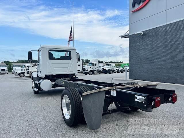 Mack MD6 42R Chassier