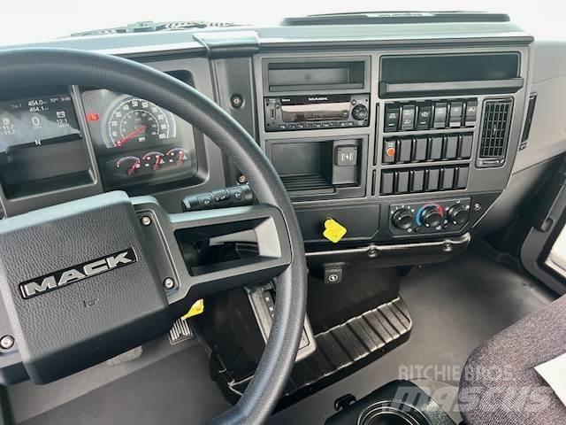 Mack MD6 42R Chassier