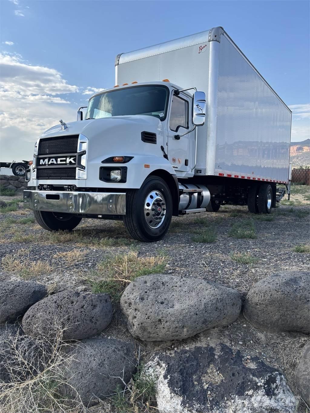 Mack MD6 42R Chassier