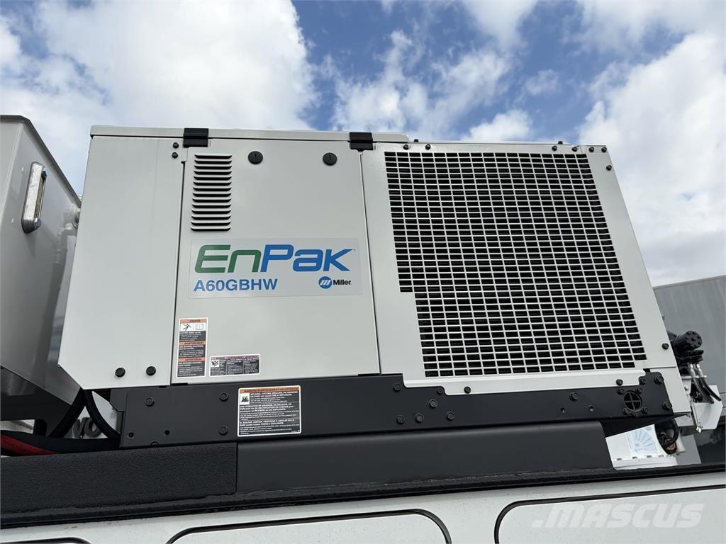 Mack MD6 42R Övriga bilar