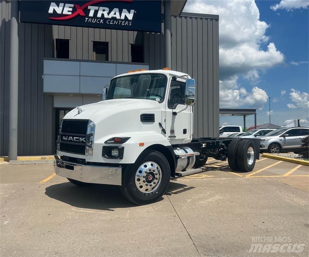 Mack MD642 Chassier