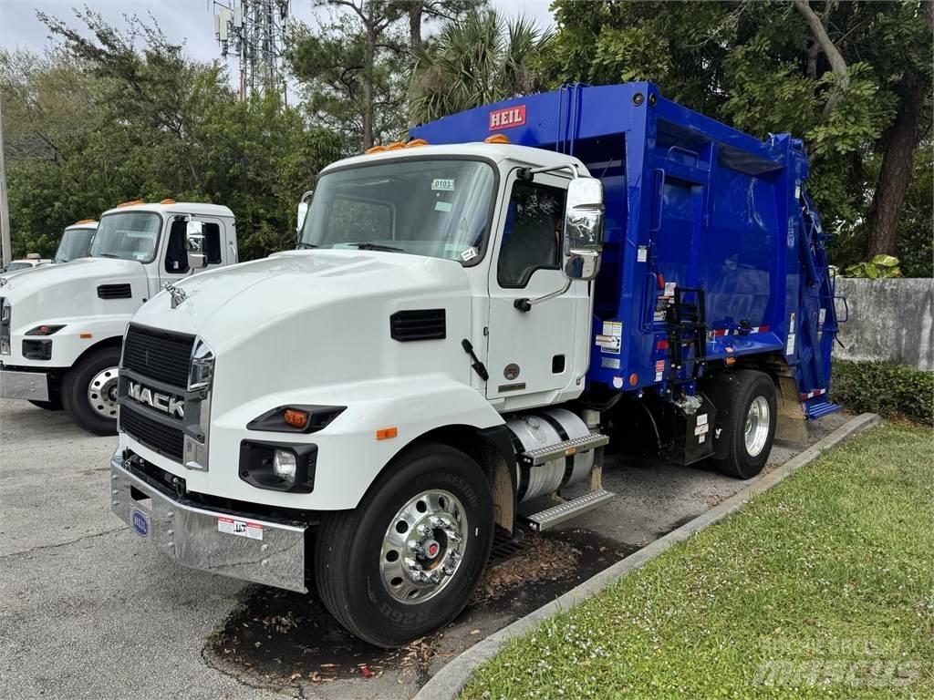 Mack MD7 42R Övriga bilar