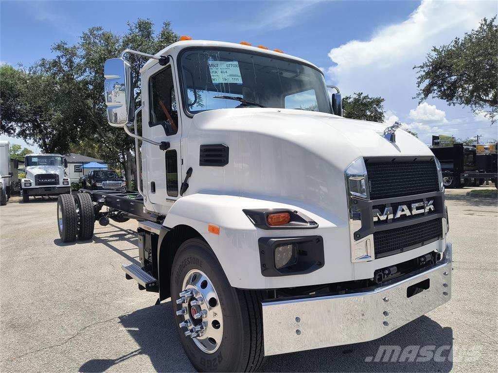 Mack MD7 42R Chassier